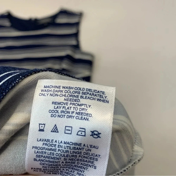 Lands End Dress Size 2 Blue White Stripe  Sleeveless Pockets Stretch Knee Length - Picture 10 of 11